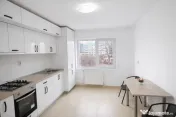 Apartament 4 camere, spațios, zona Ultracentral - 