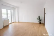 Apartament 4 camere, spațios, zona Ultracentral - 