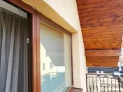 Proprietate Piatra Neamt-Vila cocheta,prevazuta cu terasa,garaj ,teren 