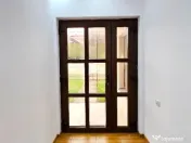 Proprietate Piatra Neamt-Vila cocheta,prevazuta cu terasa,garaj ,teren 