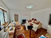 Casă / Vilă cu 4 camere de vânzare 