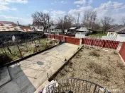 Casă / Vilă cu 4 camere de vânzare 