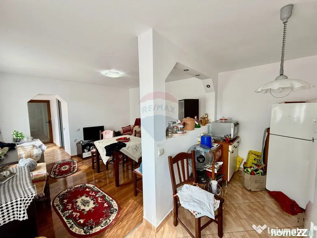 Casă / Vilă cu 4 camere de vânzare