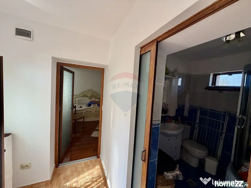 Casă / Vilă cu 4 camere de vânzare