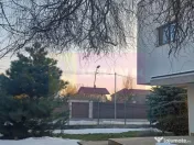 Săbăreni, vilă 210 mp utili, teren 508 mp, la 12 km de... 