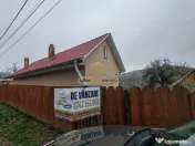 Casă din BCA, de vânzare în Parincea 
