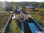 Casă / Vilă de vânzare cu 5 camere – Cartierul Nou, Sas 