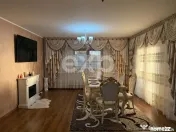Casă / Vilă de vânzare cu 5 camere – Cartierul Nou, Sas 