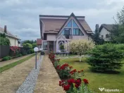 Vila de 260 mp cu anexe 40 mp si teren 1600 mp 