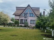 Vila de 260 mp cu anexe 40 mp si teren 1600 mp 