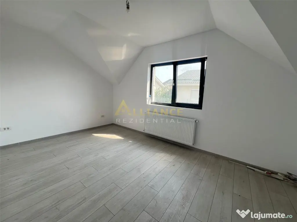 Vila individuala -4 camere - teren 308mp - Str. Padurea Cra