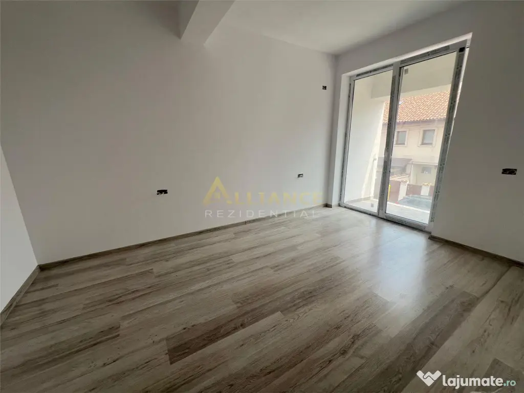 Vila individuala -4 camere - teren 308mp - Str. Padurea Cra