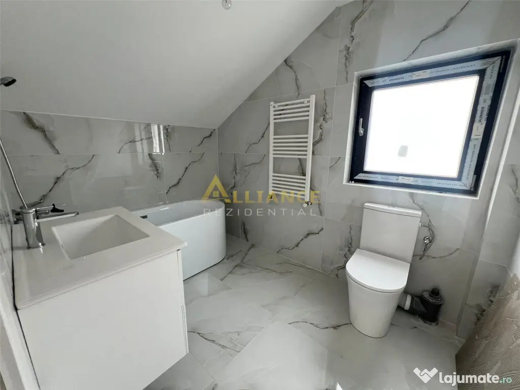 Vila individuala -4 camere - teren 308mp - Str. Padurea Cra