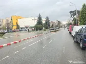 Vand 3 spatii comerciale in Deva zona foarte buna. 