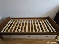 Pat pentru o persoana