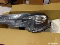 Far pentru Toyota Corolla pentru partea stângă.