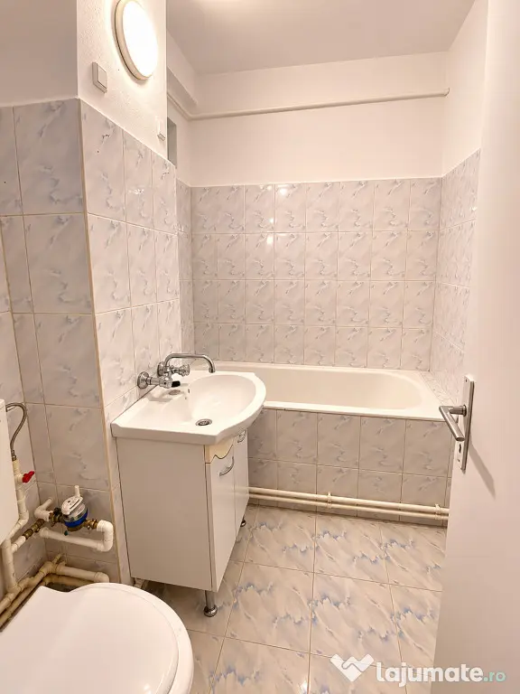 Apartament 3 camere | Decomandat | Casa de cultura | Parcare