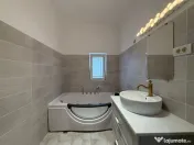 Bd.Aviatorilor 3 camere DECOMANDAT etaj 3/3 proprietar, renovat recent 