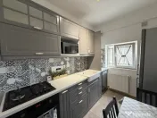 Bd.Aviatorilor 3 camere DECOMANDAT etaj 3/3 proprietar, renovat recent 