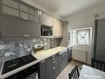 Bd.Aviatorilor 3 camere DECOMANDAT etaj 3/3 proprietar, renovat recent