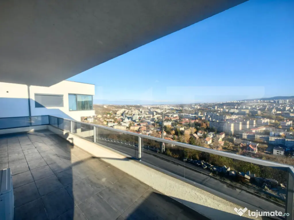 Apartament generos cu 3 camere, 155 mp, 2 parcari, zona Gri