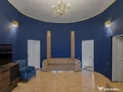 Business cu identitate: Apartament Unirii , demisol, parter 