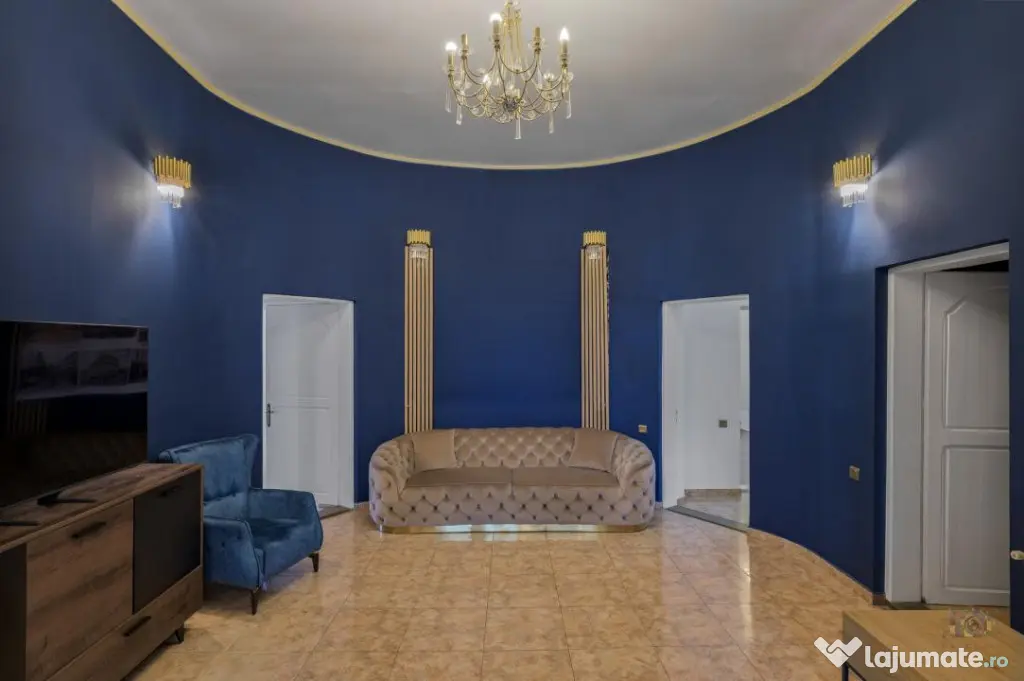 Business cu identitate: Apartament Unirii , demisol, parter