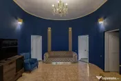 Business cu identitate: Apartament Unirii , demisol, parter
