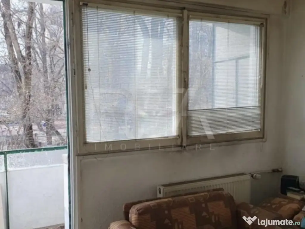 2 camere, et 1/4, bloc tip P-Drumul Taberei