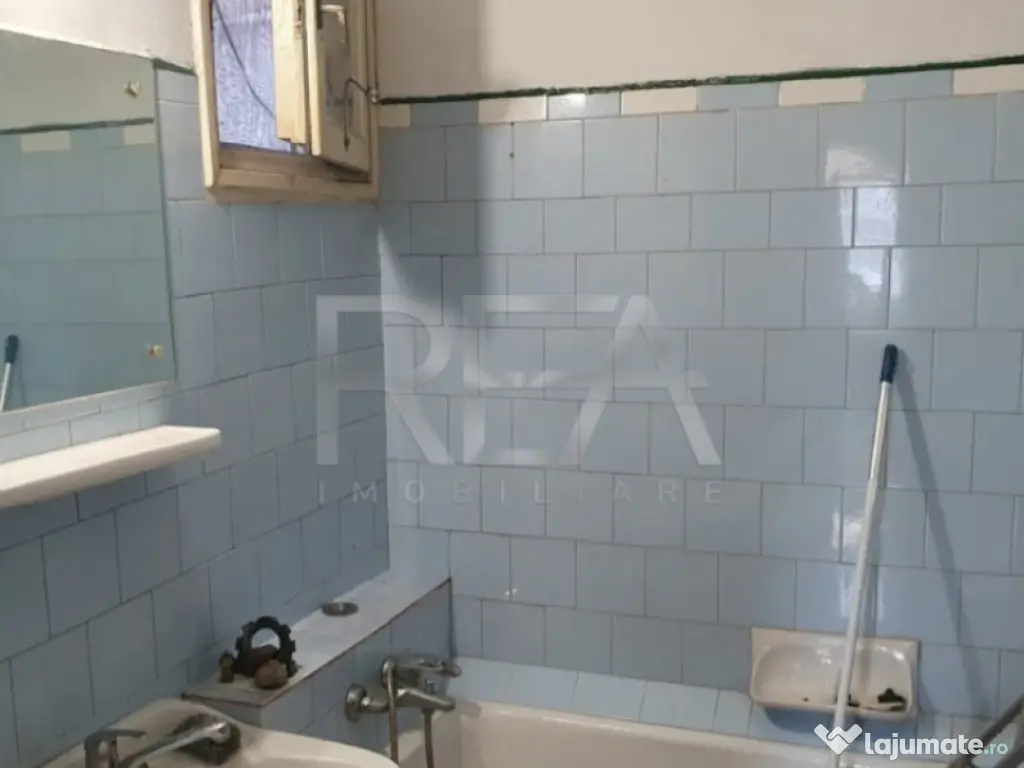 2 camere, et 1/4, bloc tip P-Drumul Taberei