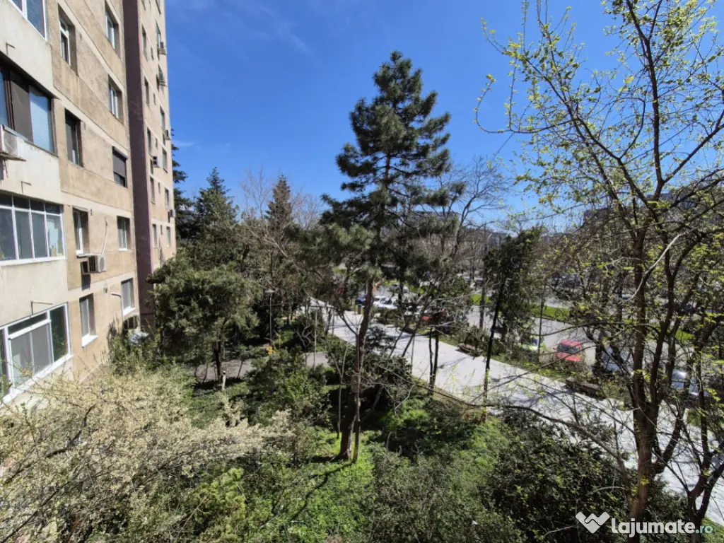 Apartament de 2 camere, etaj 2, lângă parc și metrou!