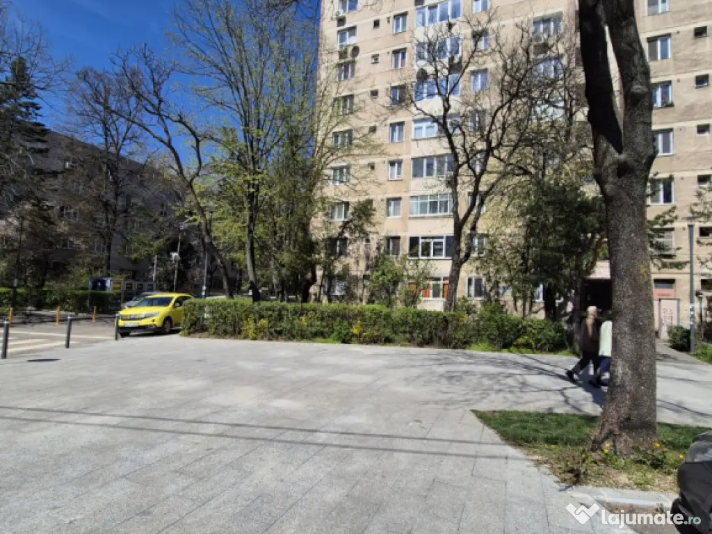 Apartament de 2 camere, etaj 2, lângă parc și metrou!