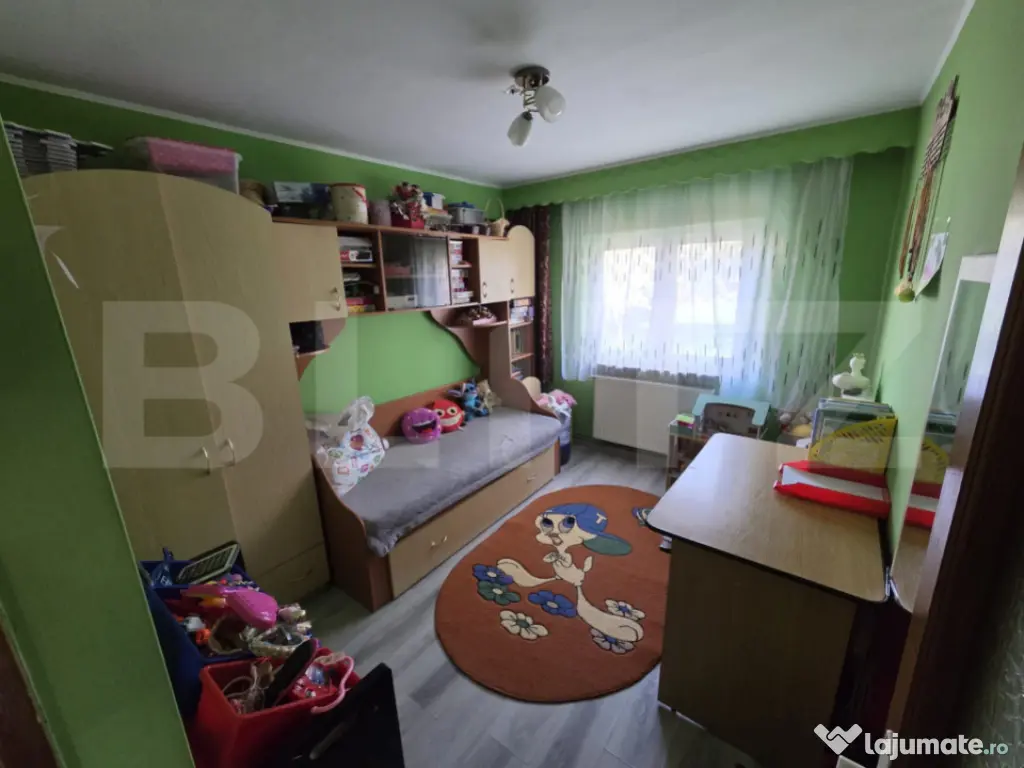 Apartament de vanzare, 3 camere, 70 mp - Dumbrava Nord