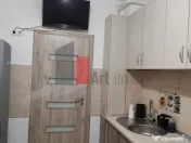 Ofer spre inchiriere apartament 2 camere si loc de parcar... 