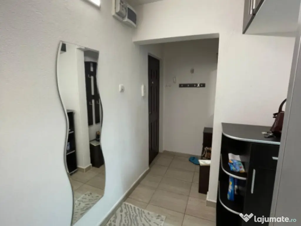 Apartament 2 camere, 54 mp, zona Rovine