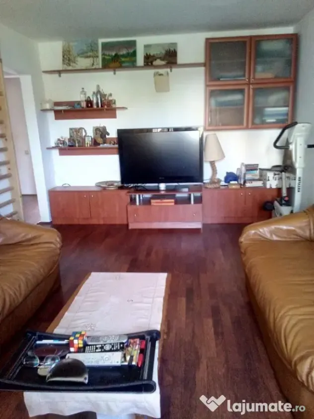 Faleza Nord , 4 camere decomandat