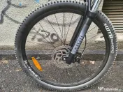 Bicicleta MTB Devron Riddle RM 3.7 furca RockShox, 18 viteze (2 x 9 Shimano)
