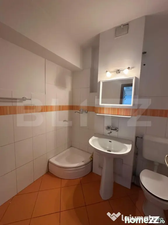 Apartament 2 camere, decomandat, 59 mp, zona Centru Civic