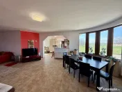 Casă / Vilă cu 5 camere de vânzare Garoafa/Rachitosu 