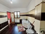 Casă / Vilă cu 5 camere de vânzare Garoafa/Rachitosu 