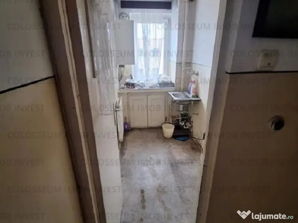 Apartament de renovat, 2 camere, centrala terminca,termopane, Florilor