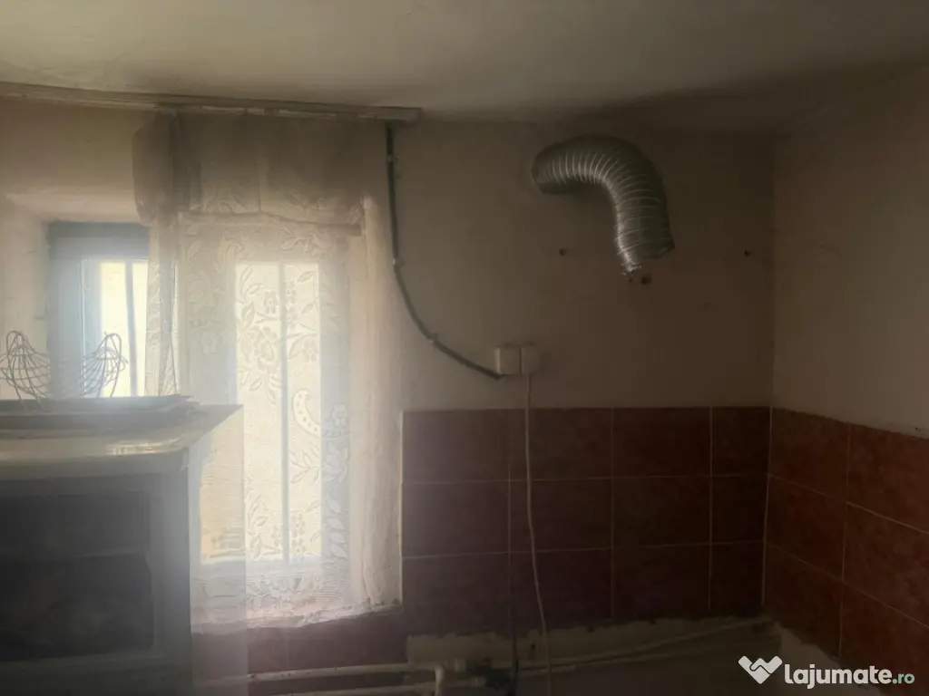 Casă de vânzare în sat Braneț, comuna Bârza, județul O