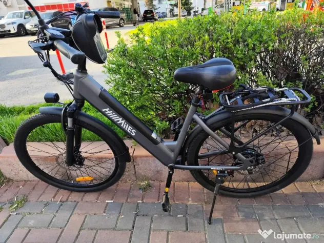 Bicicleta Electrica asistata si cu acceleratie