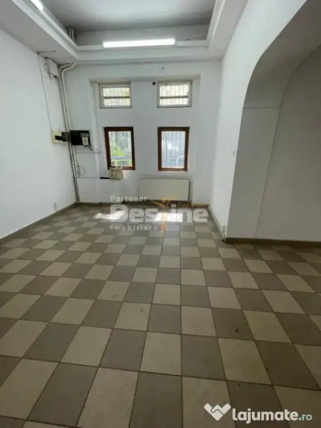 ???? Spațiu comercial de vânzare – Bd. Timișoara, part
