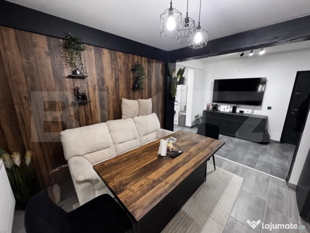 Apartament tip studio cu terasa, curte proprie generoasă–