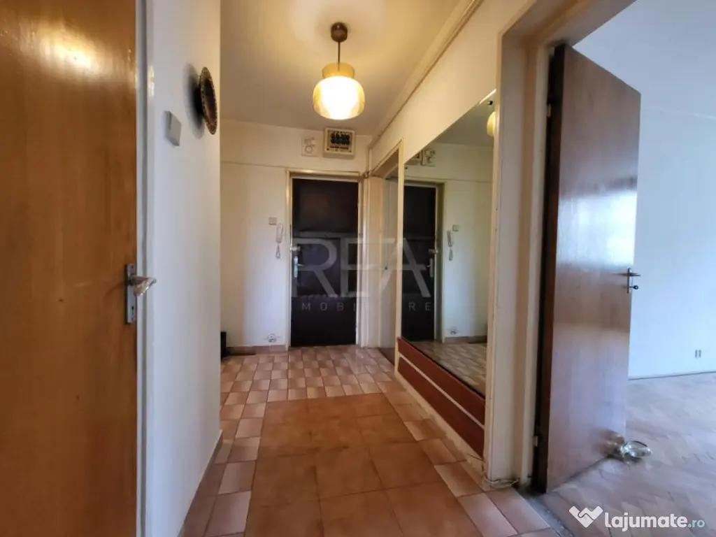 4 camere spatios - Nicolae Grigorescu