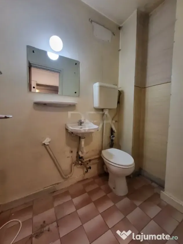 4 camere spatios - Nicolae Grigorescu