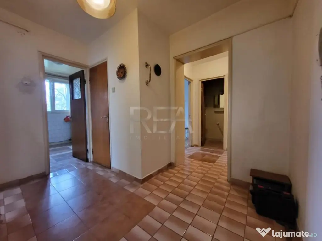 4 camere spatios - Nicolae Grigorescu