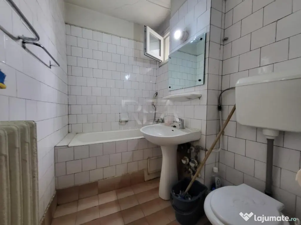 4 camere spatios - Nicolae Grigorescu