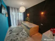 Apartament cu 3 camere, 2 bai , 2 balcoane -complex Bacov... 